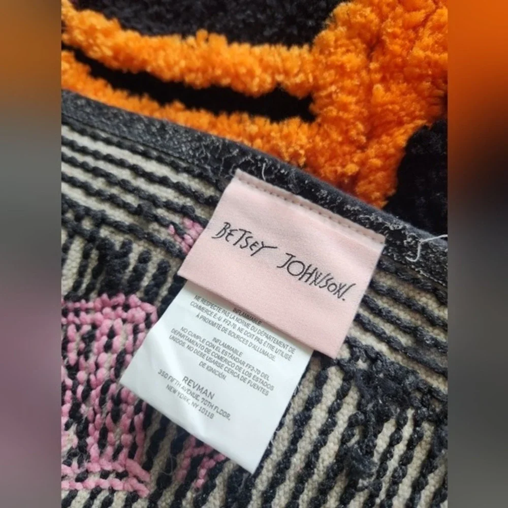 Betsey Johnson Halloween Pumpkins‎ Bath Rug NWT